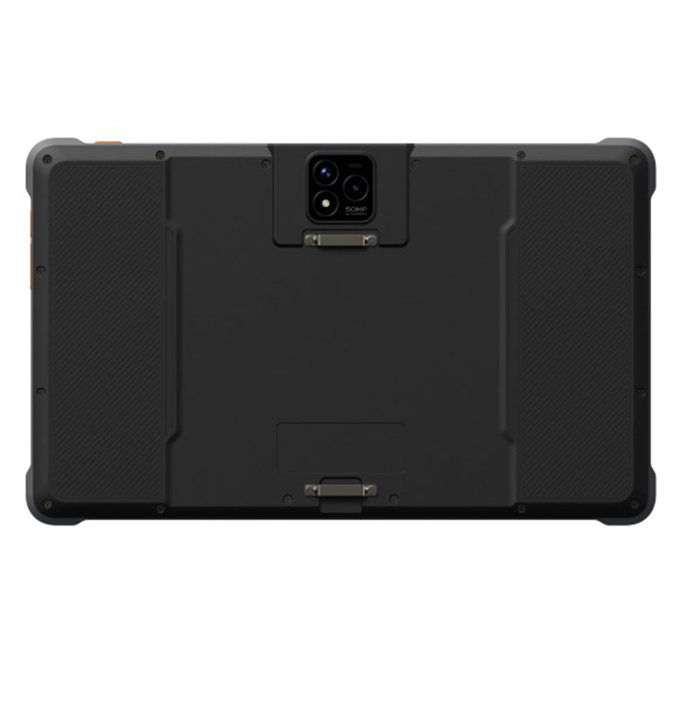Tablet with flash camera